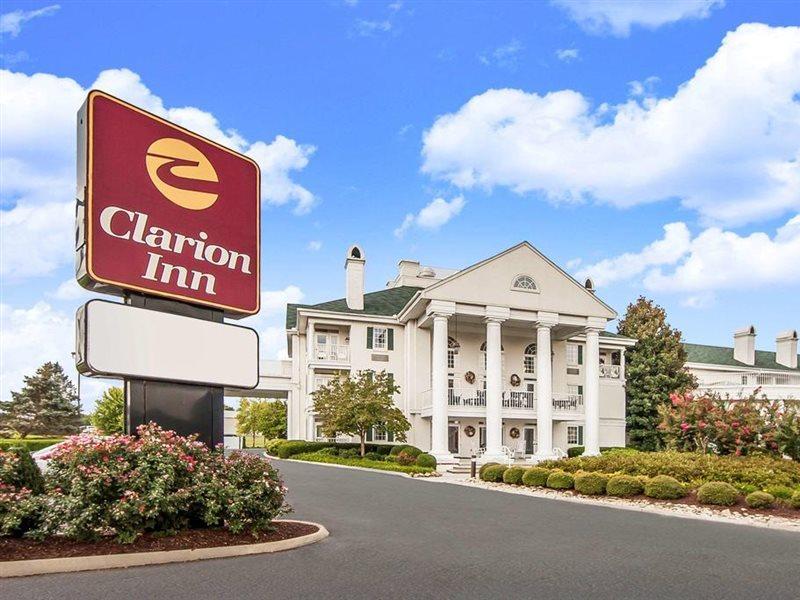 Clarion Inn Willow River Sevierville Exterior photo
