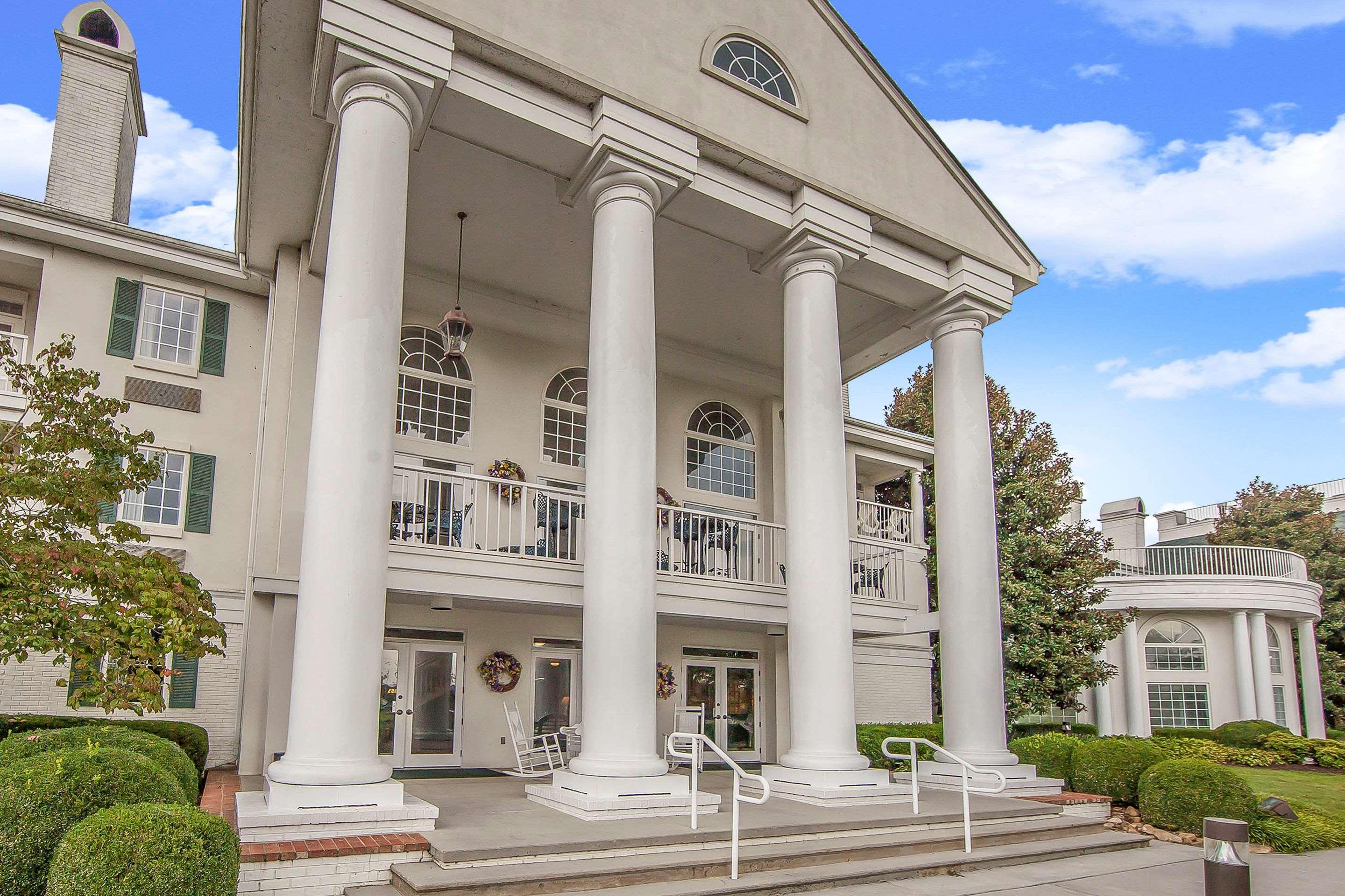 Clarion Inn Willow River Sevierville Exterior photo